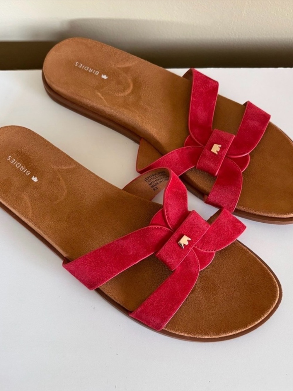 Birdies The Sunbird Icon Red Suede Sandals Size 9.5